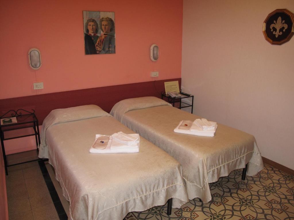 Albergo Fiorentino Sansepolcro Ruang foto
